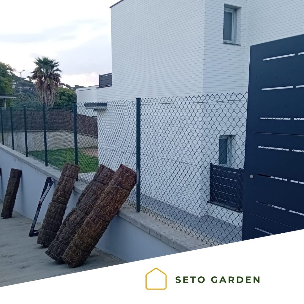 Antes y después de esta valla con nuestro brezo natural